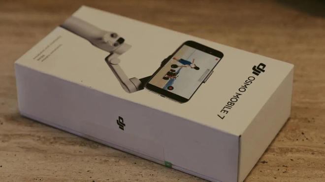 blie 7 Pro稳定器首发初体验！九游会网站549元！大疆OSMO Mo(图9)